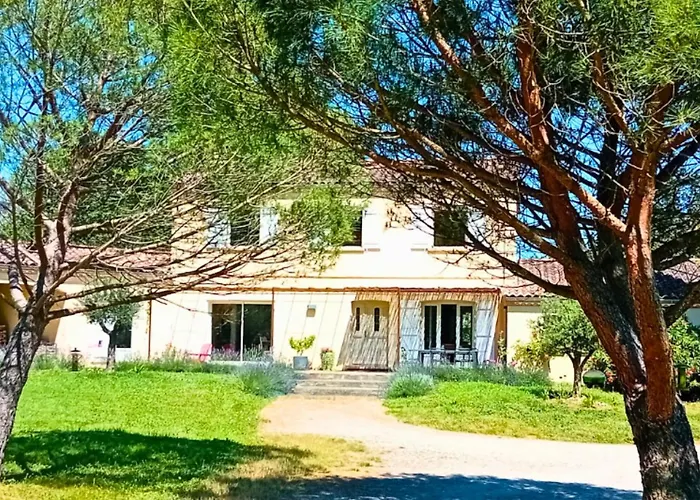 Bed & Breakfast La Petite Maison De Valerie Proche Chateau De La Rode, Du Domaine De Flore Et Du Saint Ferreol *